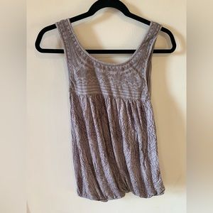 Kimchi and Blue, Bubble Hippie Top. Taupe. Size Large.
